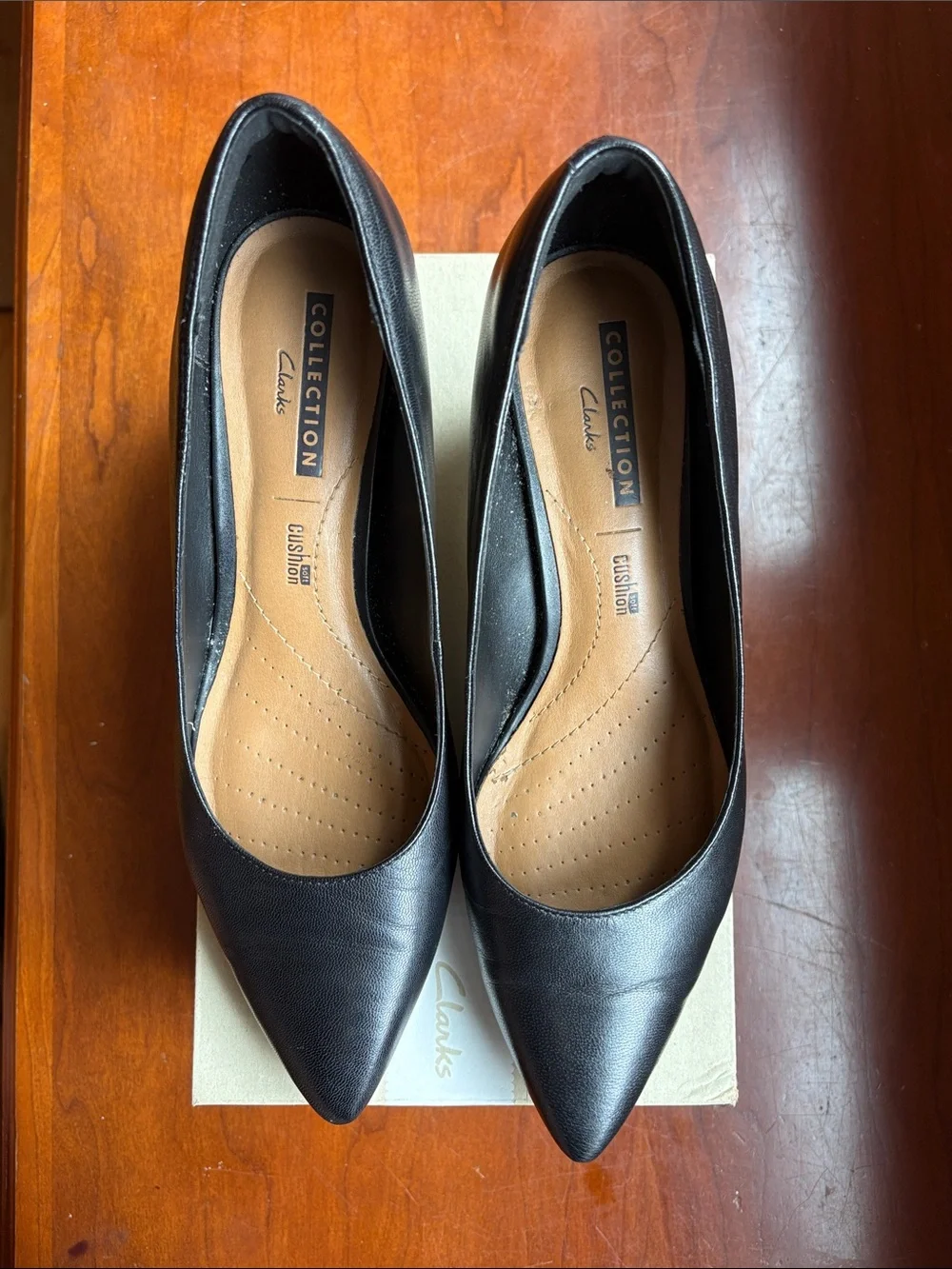 Clarks Black Leather Pointed Toe heels - Picture 4 of 5